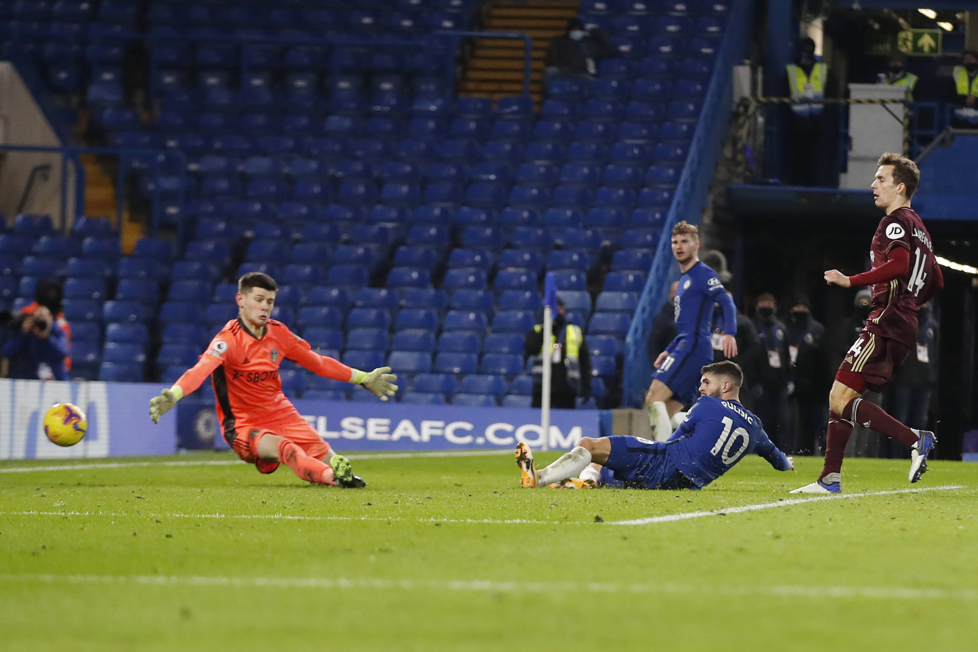 的發展倍感 的發展倍感